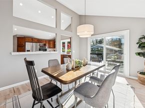 10511 NE 44th Street, Kirkland WA 98033