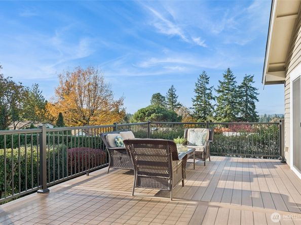 10511 NE 44th Street, Kirkland WA 98033