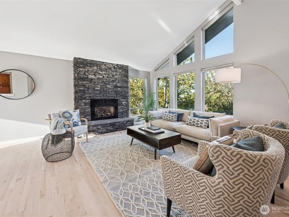 10511 NE 44th Street, Kirkland WA 98033