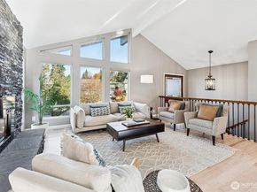 10511 NE 44th Street, Kirkland WA 98033