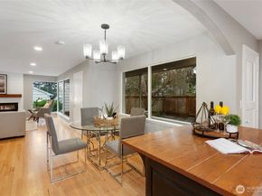 10726 Sand Point Way NE A, Seattle WA 98125