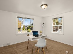 13703 Palatine Avenue N, Seattle WA 98133