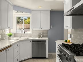 13703 Palatine Avenue N, Seattle WA 98133