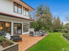 5601 43rd Avenue W, Seattle WA 98199