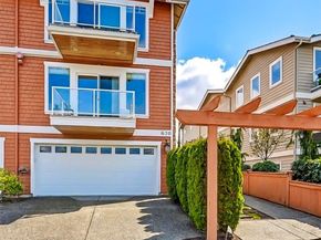 626 Glen Street 201, Edmonds WA 98020