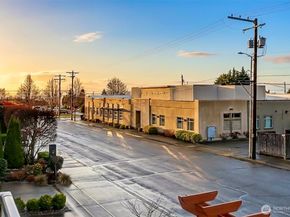 626 Glen Street 201, Edmonds WA 98020