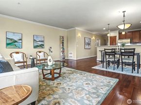 626 Glen Street 201, Edmonds WA 98020