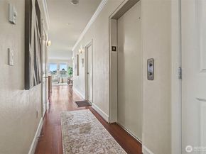 626 Glen Street 201, Edmonds WA 98020