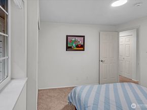 8653 Avondale Rd NE D208, Redmond WA 98052