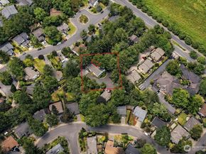 8653 Avondale Rd NE D208, Redmond WA 98052