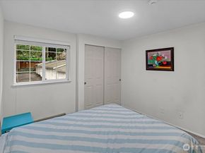 8653 Avondale Rd NE D208, Redmond WA 98052