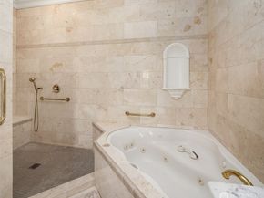 6404 NE 181st Street A&B, Kenmore WA 98028