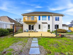 13945 SE 159th Place, Renton WA 98058