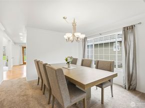 13945 SE 159th Place, Renton WA 98058