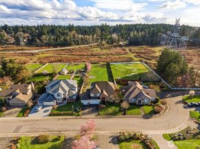 13945 SE 159th Place, Renton WA 98058
