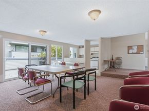 2500 W Manor Place 216, Seattle WA 98199