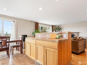 5162 S Wallace Street, Seattle WA 98178