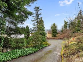 5162 S Wallace Street, Seattle WA 98178