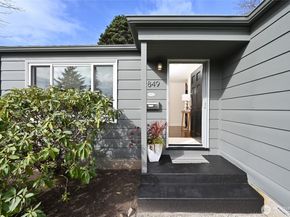 2849 36th Avenue W, Seattle WA 98199