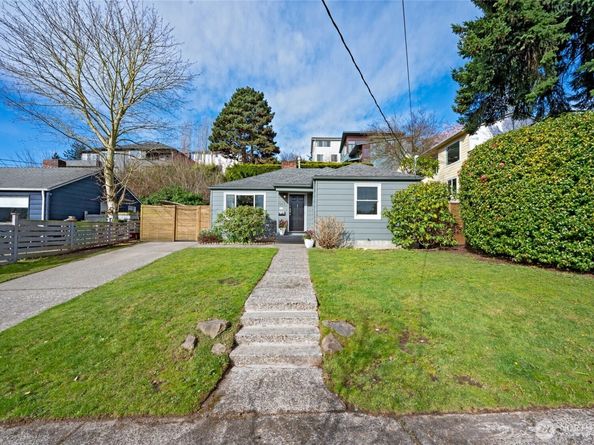 2849 36th Avenue W, Seattle WA 98199