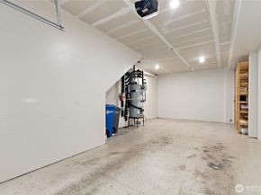 4206 213th Place SE 35, Issaquah WA 98029