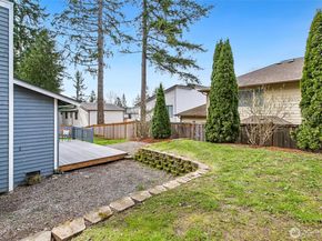 23217 NE 10th Place, Sammamish WA 98074