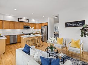 35327 SE Kinsey Street 604, Snoqualmie WA 98065