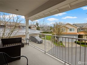 35327 SE Kinsey Street 604, Snoqualmie WA 98065