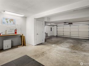 35327 SE Kinsey Street 604, Snoqualmie WA 98065