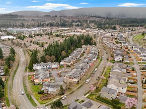 35327 SE Kinsey Street 604, Snoqualmie WA 98065