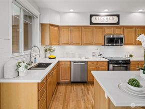 35327 SE Kinsey Street 604, Snoqualmie WA 98065