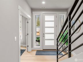 18554 Stone Avenue N, Shoreline WA 98133