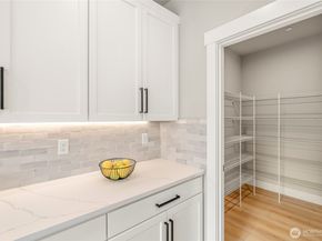 18554 Stone Avenue N, Shoreline WA 98133