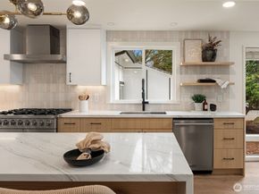 14020 NE 62nd Street, Redmond WA 98052