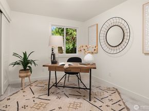 14020 NE 62nd Street, Redmond WA 98052