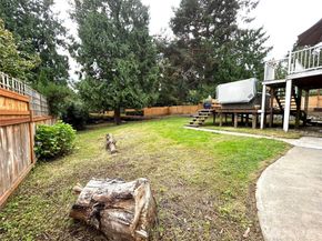 10231 NE 24th Street, Bellevue WA 98004