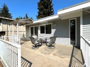10231 NE 24th Street, Bellevue WA 98004