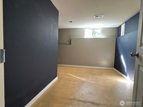 10231 NE 24th Street, Bellevue WA 98004