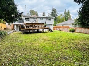 10231 NE 24th Street, Bellevue WA 98004