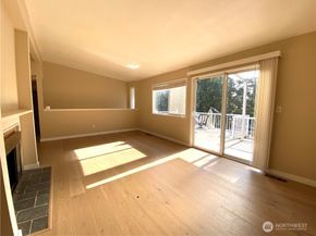 10231 NE 24th Street, Bellevue WA 98004