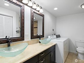 2802 NE 23rd Place, Renton WA 98056