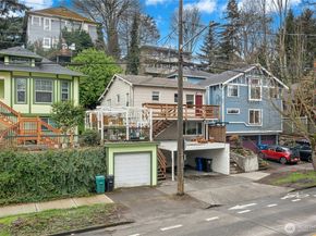 1537 15th Avenue SE, Seattle WA 98144