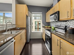 425 23rd Avenue S A503, Seattle WA 98144