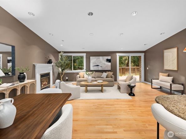 20341 170th Avenue NE, Woodinville WA 98072