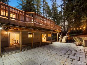 20341 170th Avenue NE, Woodinville WA 98072