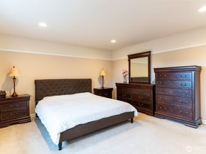 36010 11th Ave SW, Federal Way WA 98023