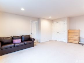 36010 11th Ave SW, Federal Way WA 98023