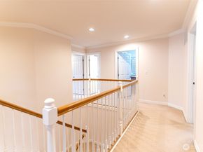 36010 11th Ave SW, Federal Way WA 98023