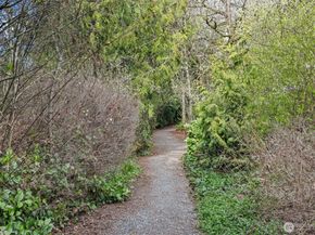 24619 12th Avenue S, Des Moines WA 98198