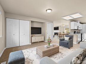 24619 12th Avenue S, Des Moines WA 98198